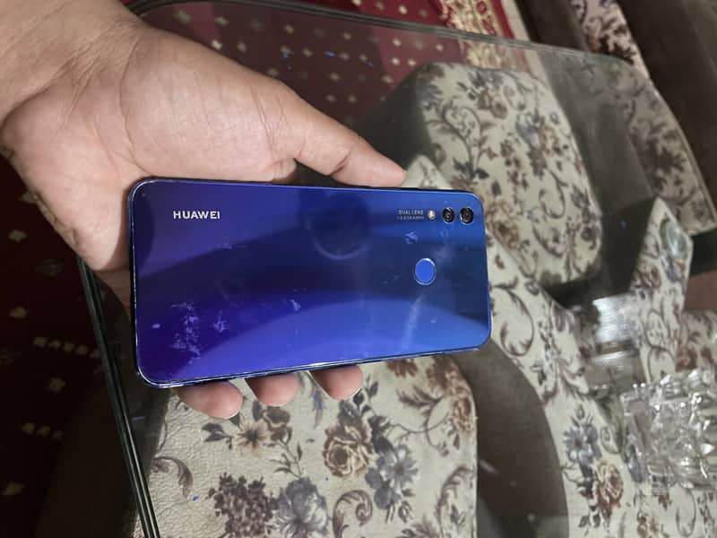 Huawei Nova 3i 3