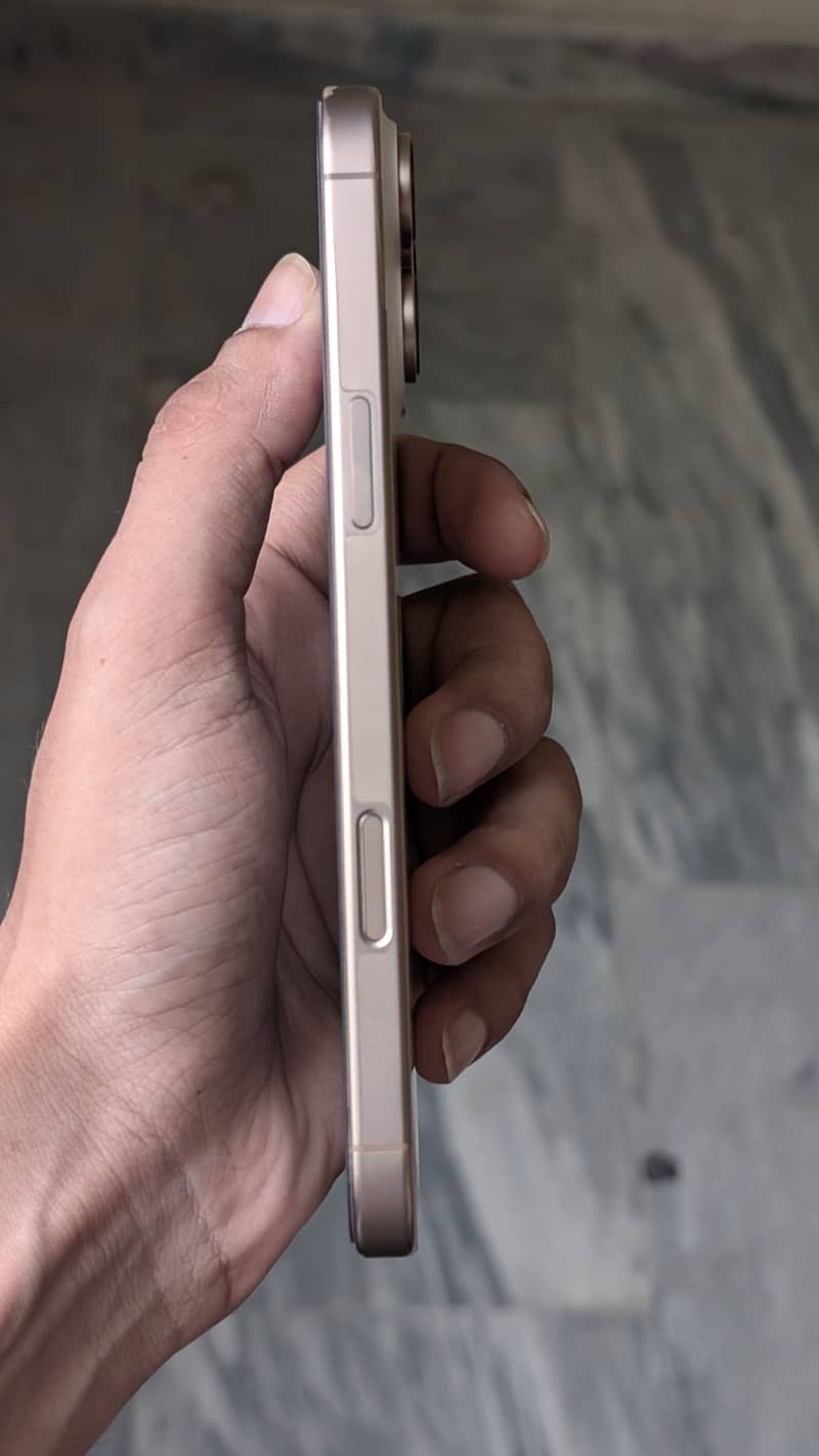 Apple iPhone 16 Pro Max JV 256GB  Desert Titanium 94% Battery 10/10 2