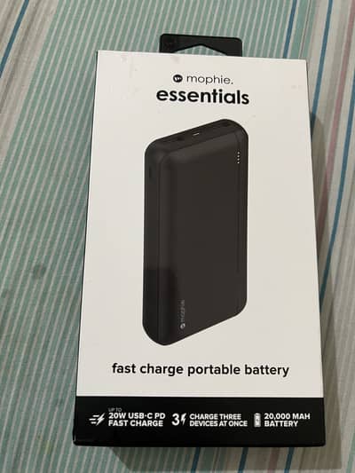 Original Mophie Essentials 20000mah Fast Charge PowerStation