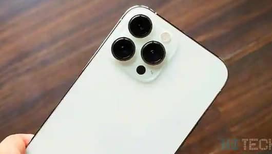 Apple iPhone 13