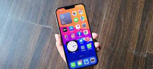 Apple iPhone 13 3