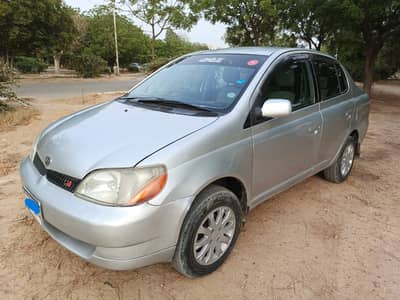 Toyota Platz 2001