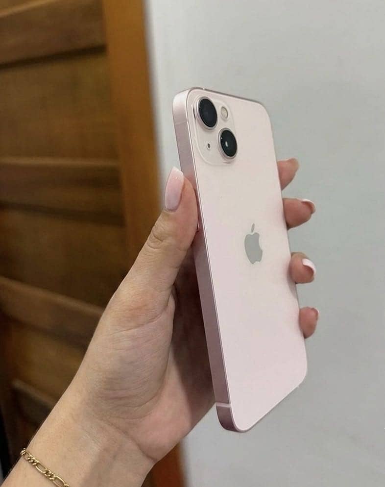 Apple iPhone 13 3
