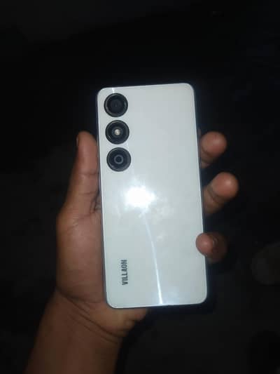 Villaon V30 RS.   4 / 128