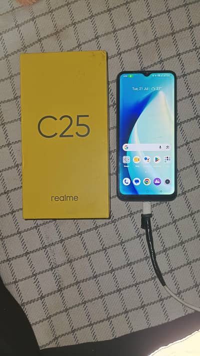 Realme C25