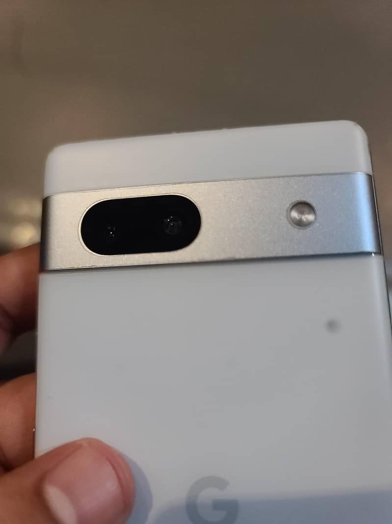 Google Pixel 7a 3