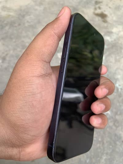 I phone 15 pro jV