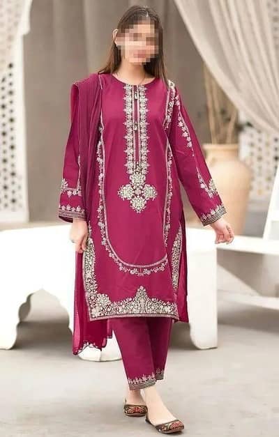 Pakistani Embroidered Kurta pajama Set Maroon