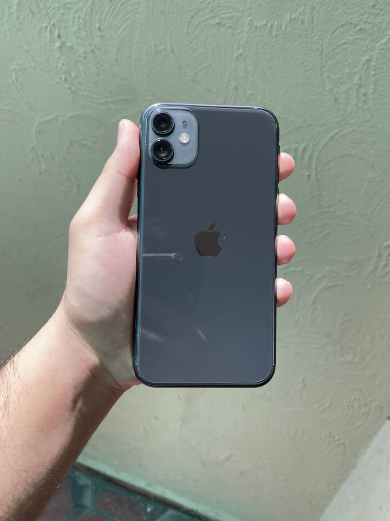 Apple iPhone 11 7