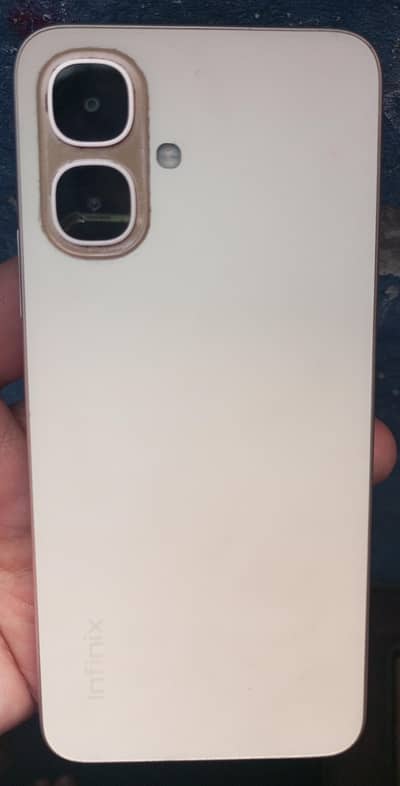 infinix smart 10 4/64 With box 3month Waranty
