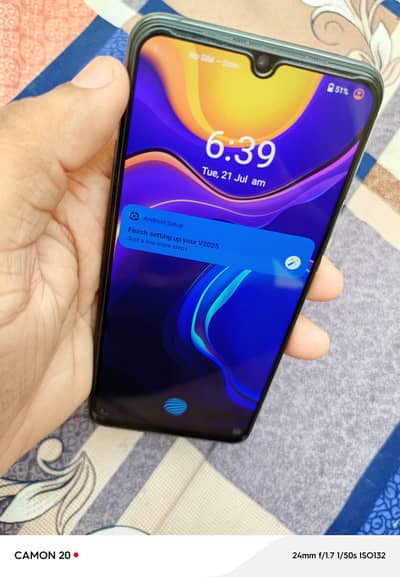 Vivo V20 8 128 GB Box Charger
