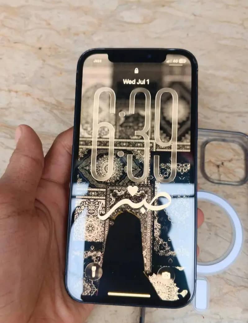 Apple iPhone 12 0