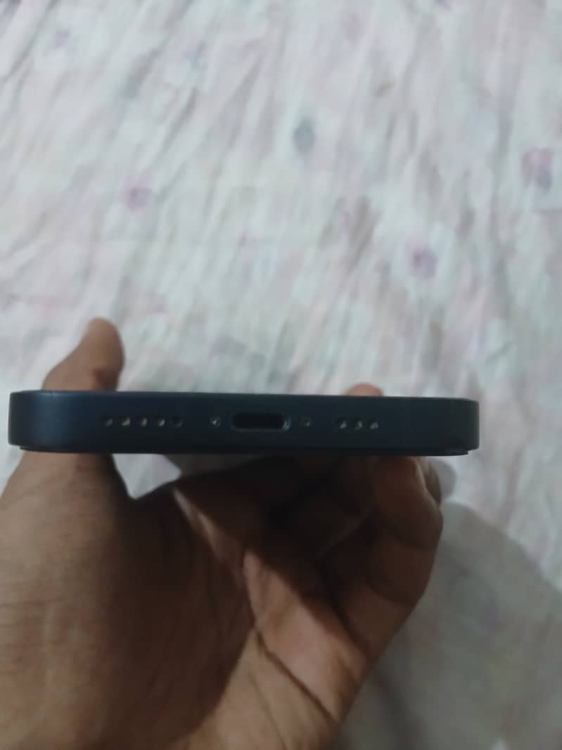 Apple Iphone 13 5