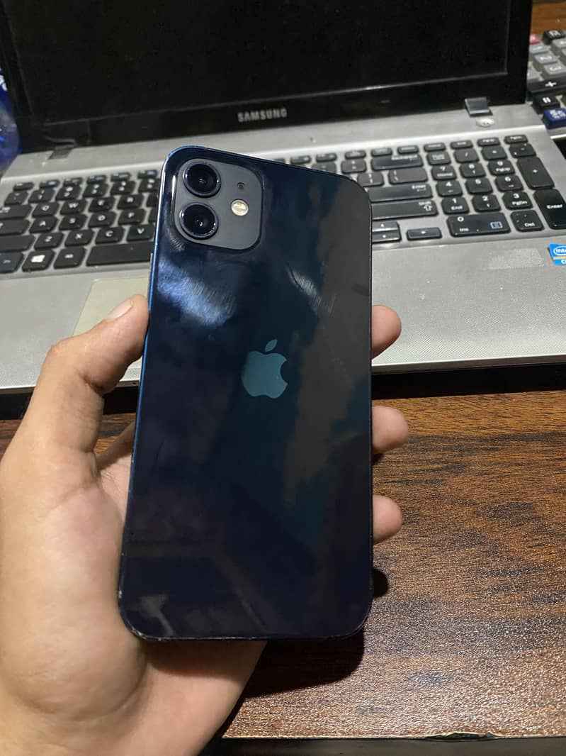 Apple iPhone 12 1