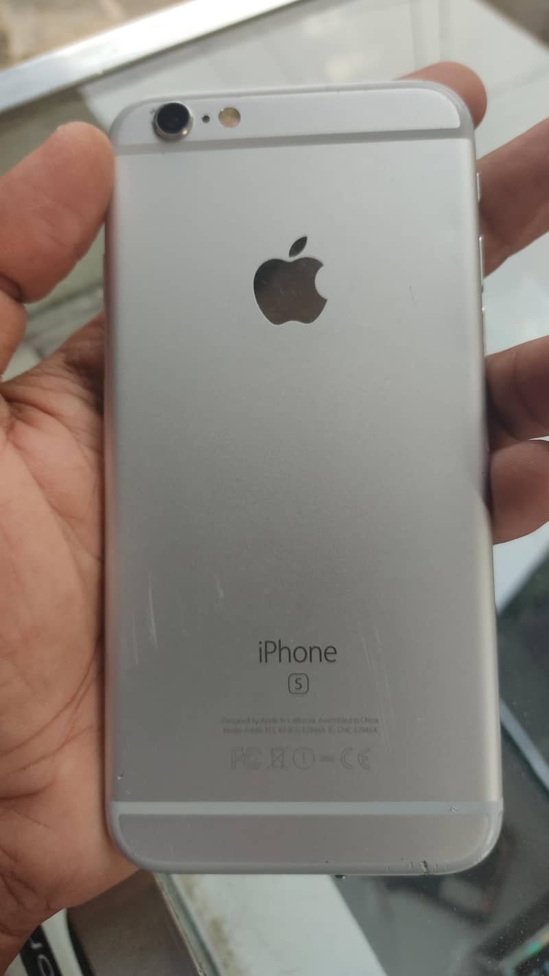 Apple iPhone 6S 3