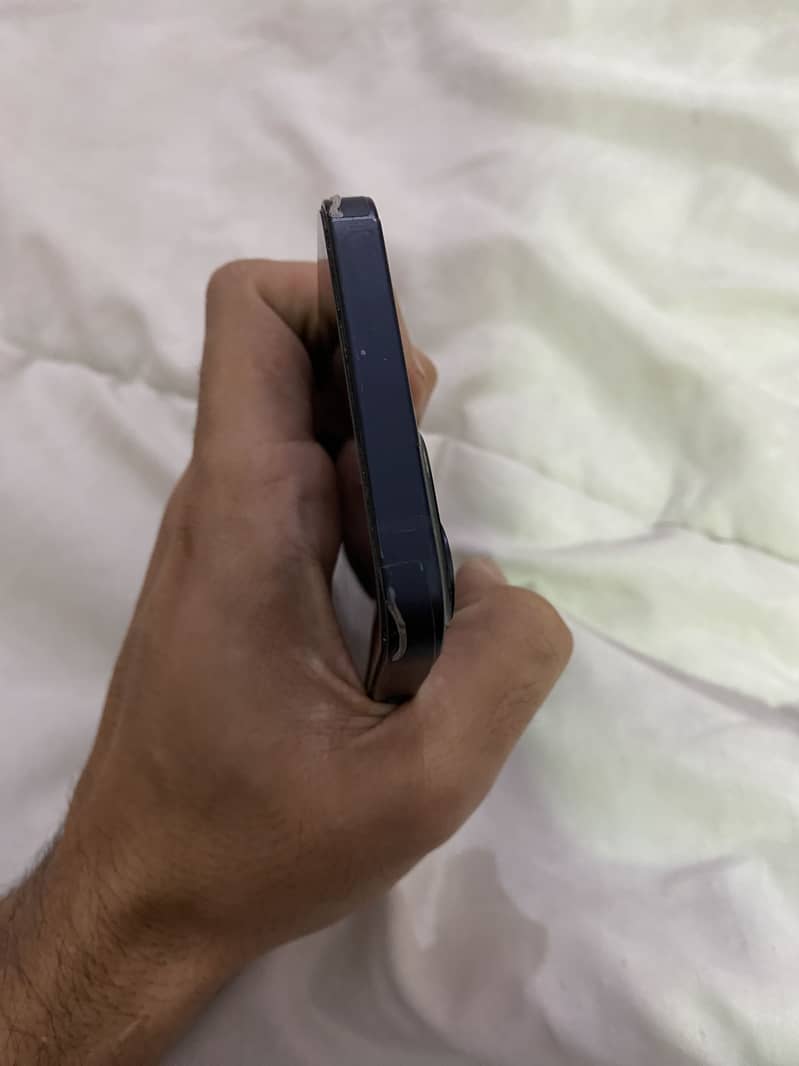 Apple iPhone 13 Jv 4