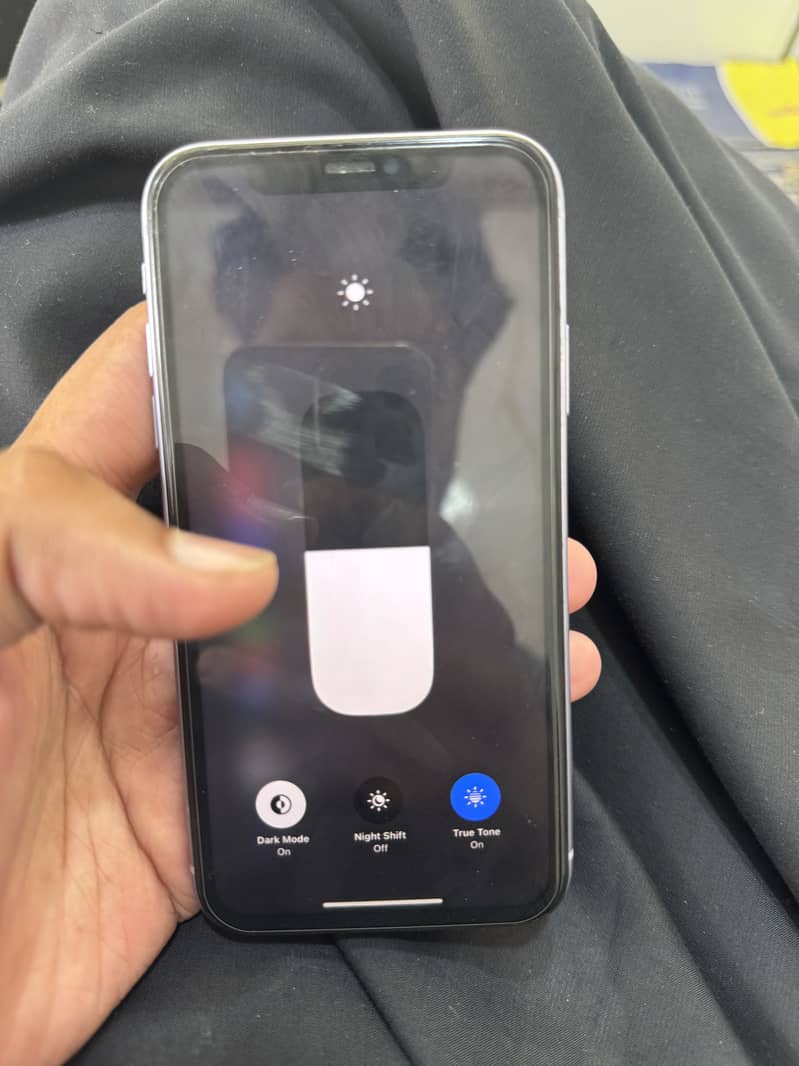 iPhone 11 2