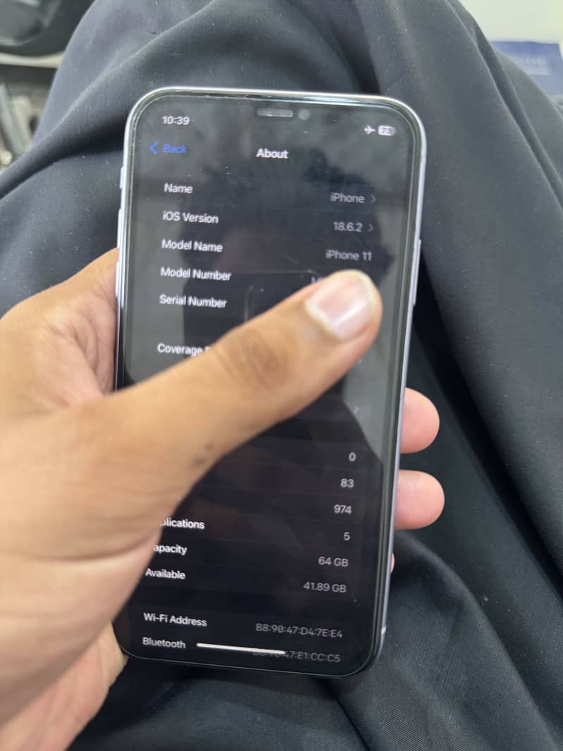 iPhone 11 3