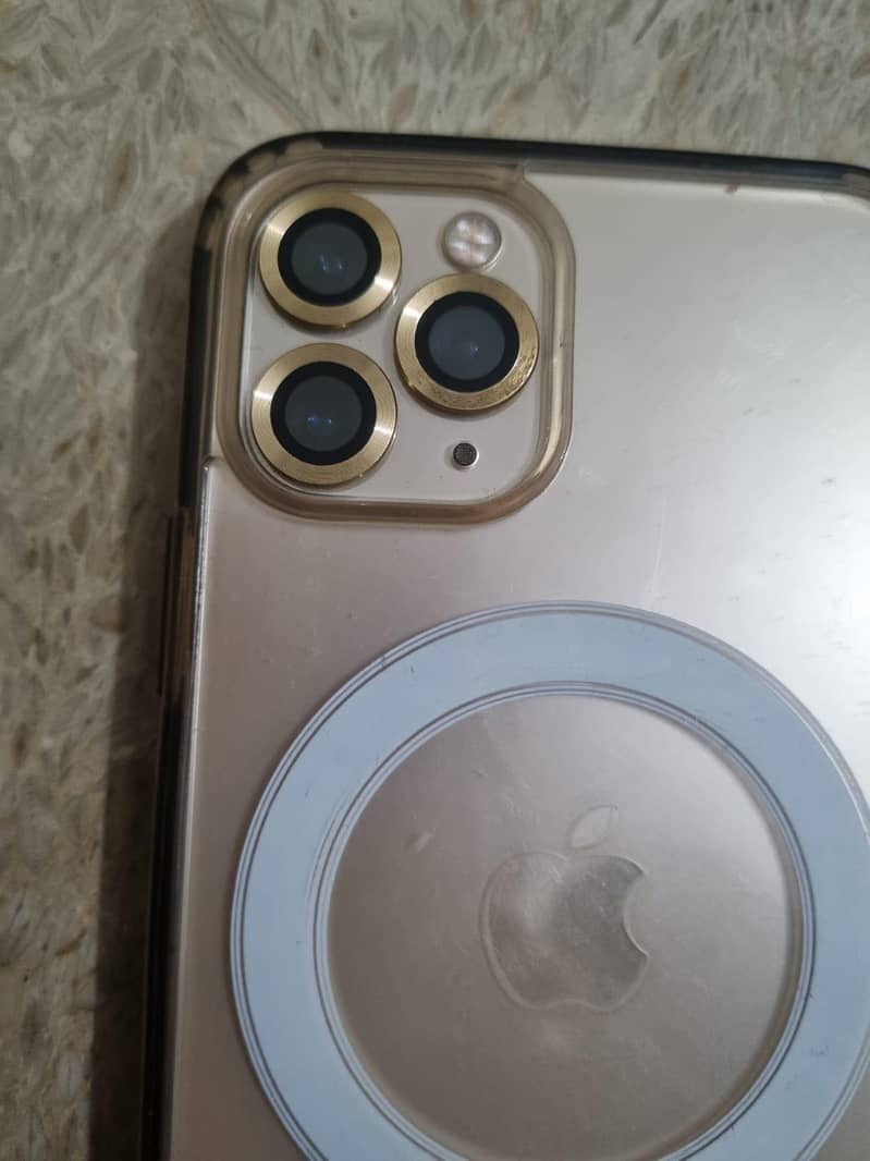 Apple iPhone 11 Pro 0