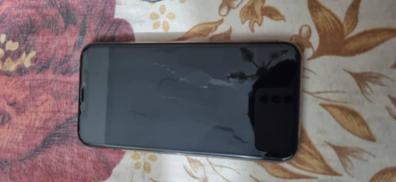 Apple iPhone 11 Pro 2