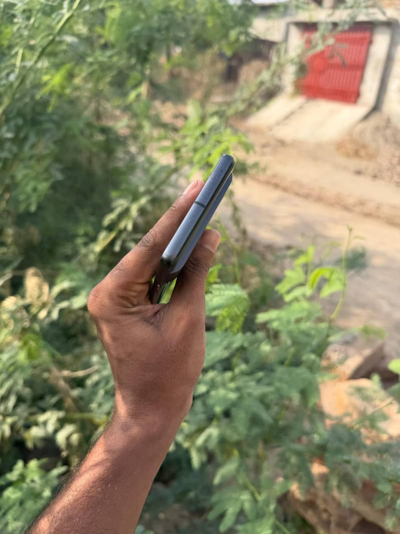 Google Pixel 7 3