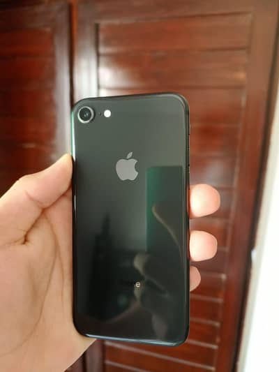 Apple iPhone 8