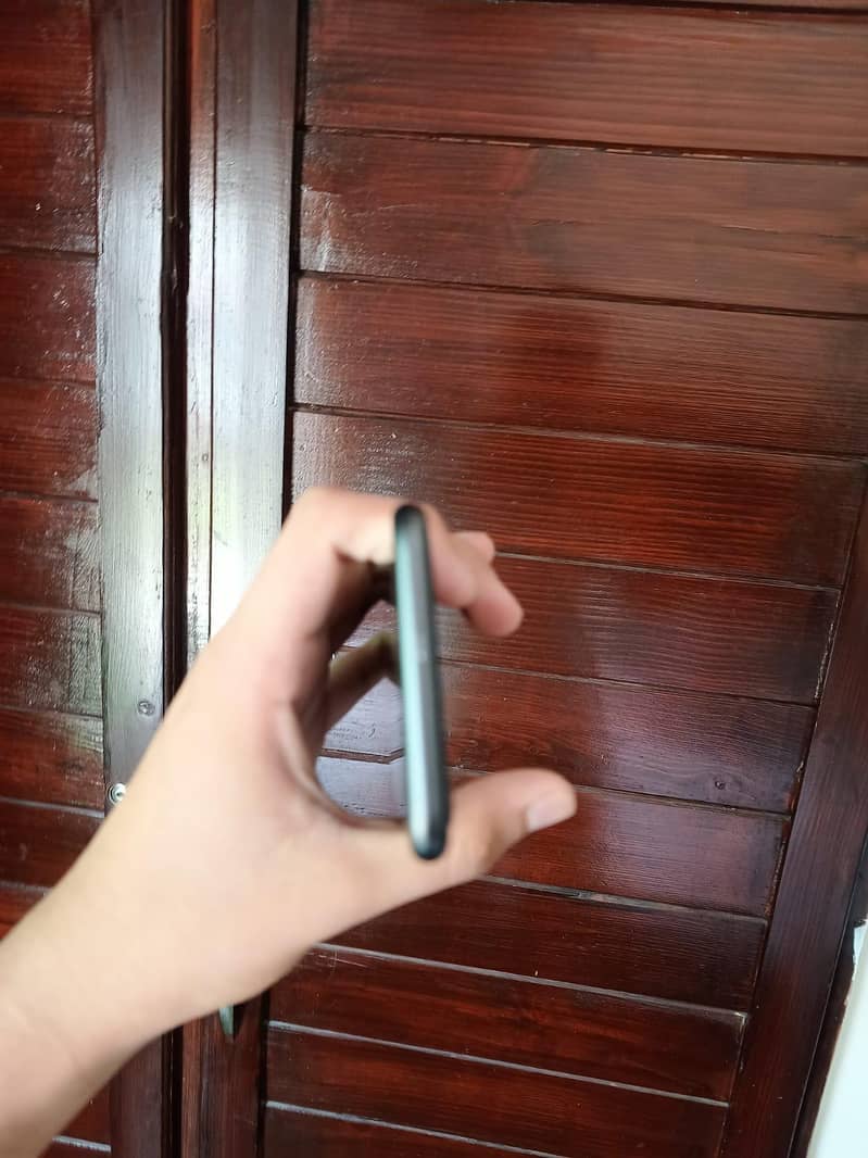 Apple iPhone 8 7