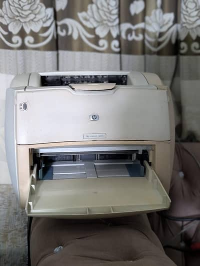 HP laserjet 1300 printer