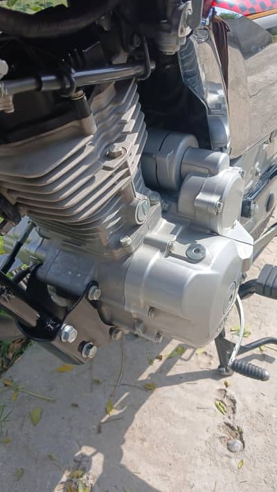 Honda 125 salaf stat Islamabad number mai name