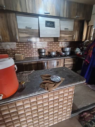 Flat Rent 3 Bed dd Corner Daily Line Sweet Water No Loaddsadding Near Continental Bakery