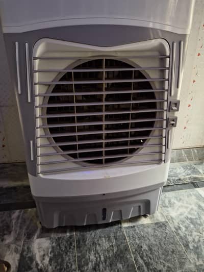 Air cooler for sale only few daus use