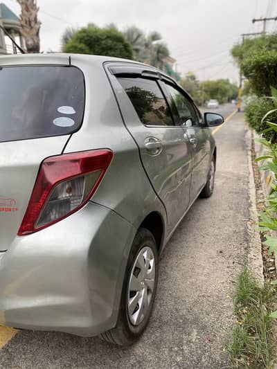 Toyota Vitz 2011