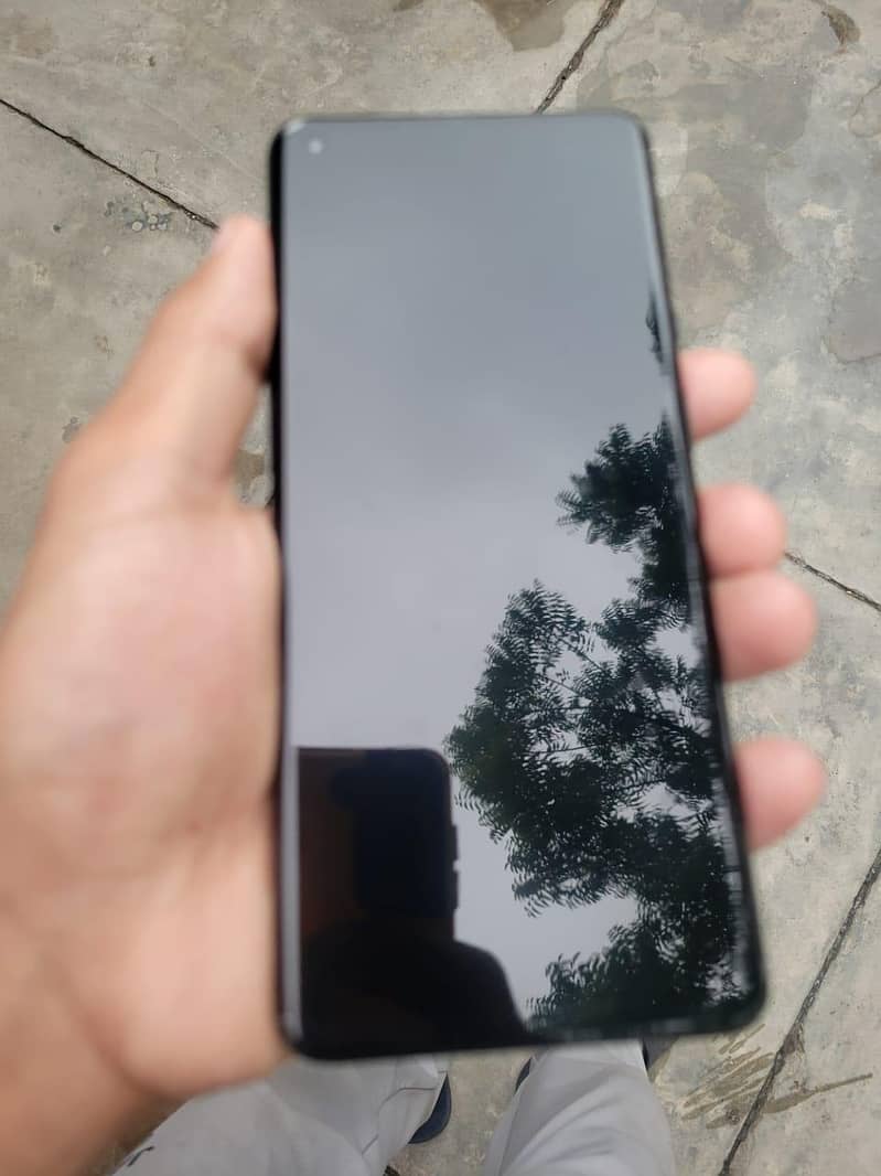 OnePlus 9 pro 1