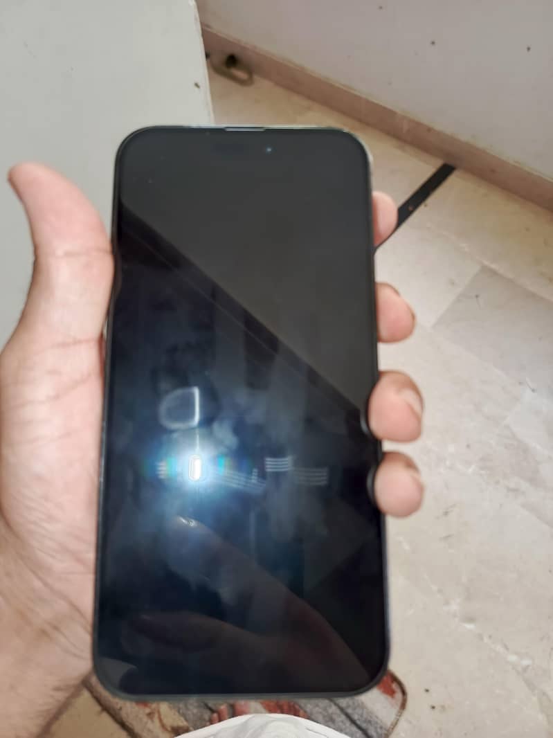Apple iPhone 14 Pro Max 4