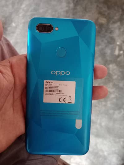 OPPO A12