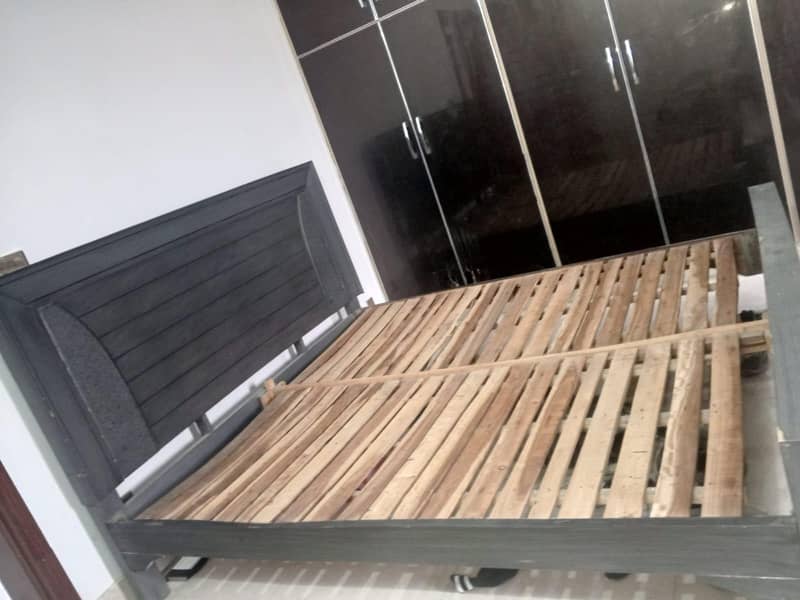 Bed with side tables 2