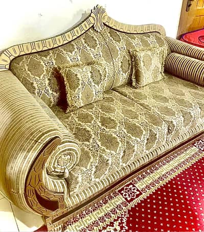 Chinioti Sofa Set |Brand New 6 seater High Quality | Selling Urgently
