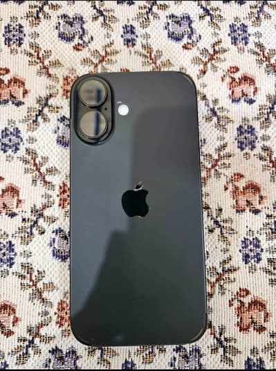 Apple iPhone 16