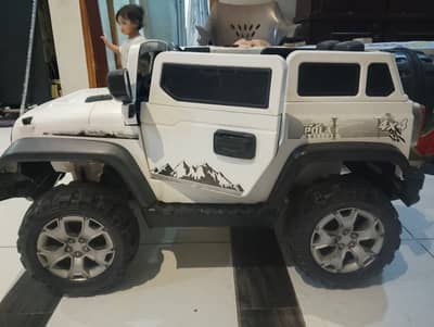 White jeep bettery car self control remote no available