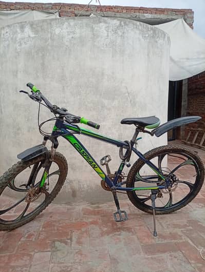 gear cycle 11gears new tyers almost new 10/10 condition