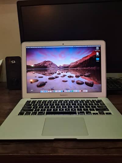 Macbook Air 2013 - 13" - Personal Use - Good Condition