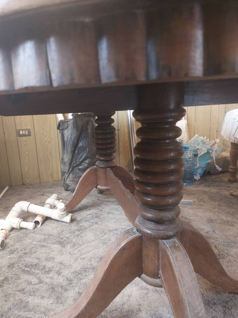 Chinyoti. Dining table , for sales 2
