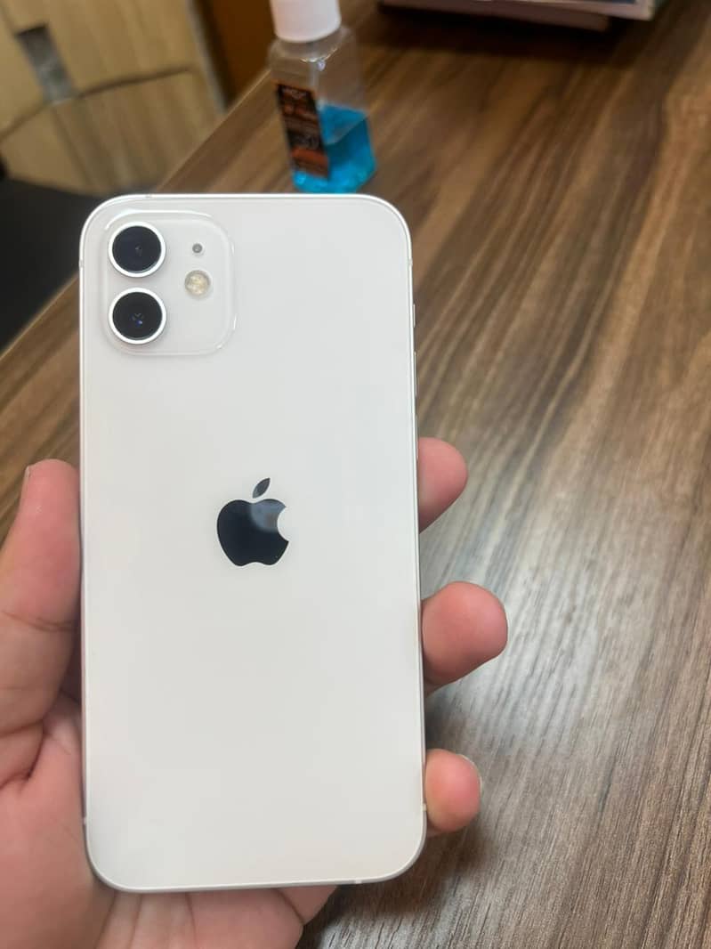 Apple iPhone 12 0