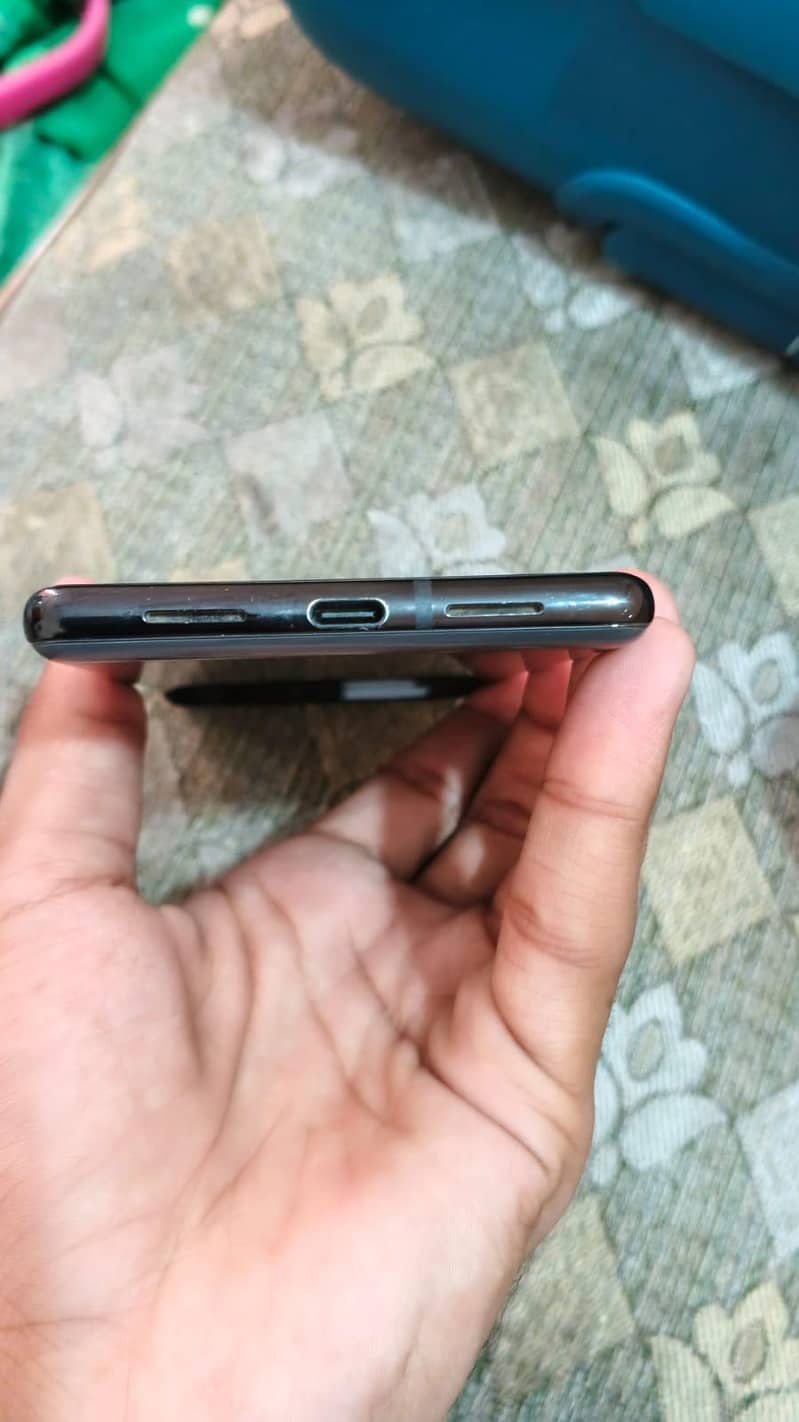 Google Pixel 6 Pro 2
