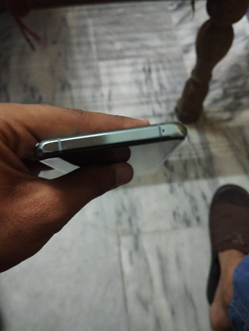 One Plus 10 Pro 5