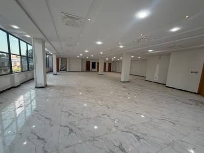 10 Marla 5.5 Story Commercial Building For Rent At 6 Road