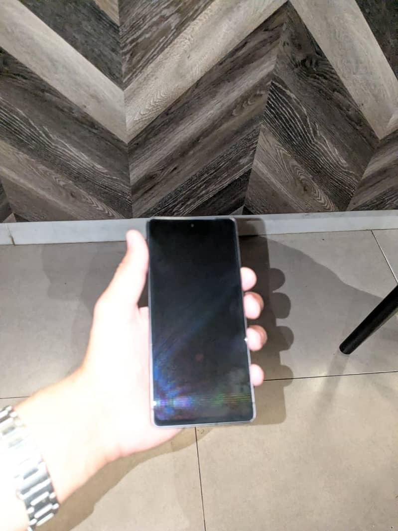 Google Pixel 7 5