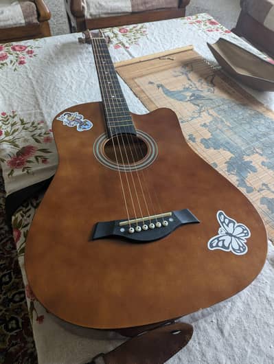 Beginner Acoustic guitar chocolate Colour Used like new