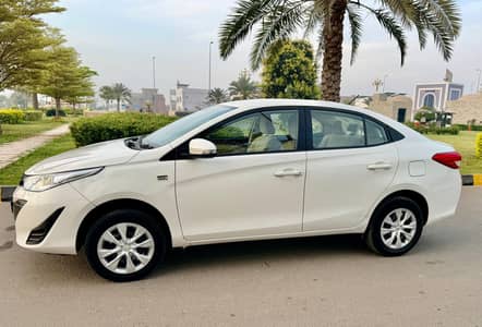 23 Model Yaris B2B Genuine Gli MT in Multan