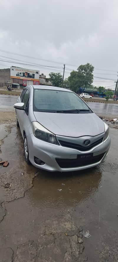 Toyota Vitz 2013